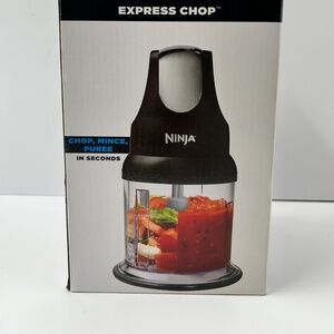 New In Box Ninja Express Chop NJ100GR Chop Mince Puree